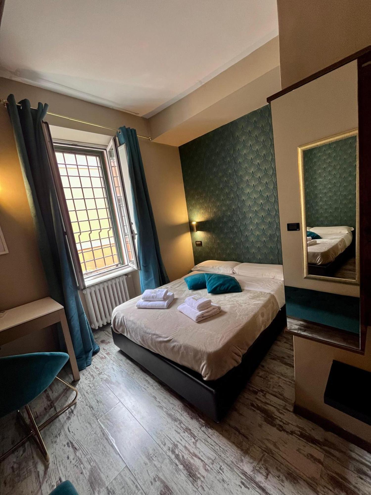 Domus Tiberina Hotel