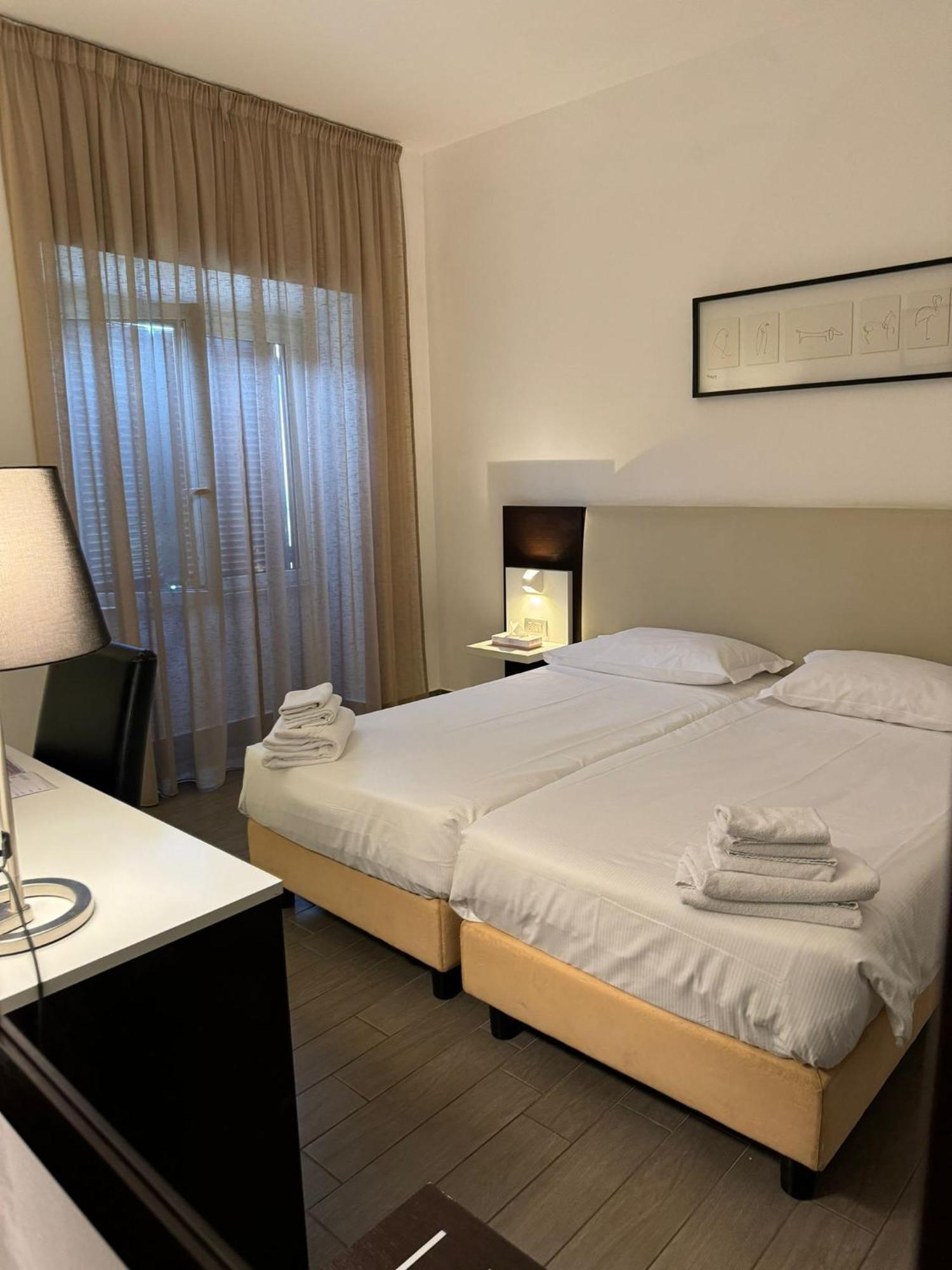 Hotel Lh Montemario
