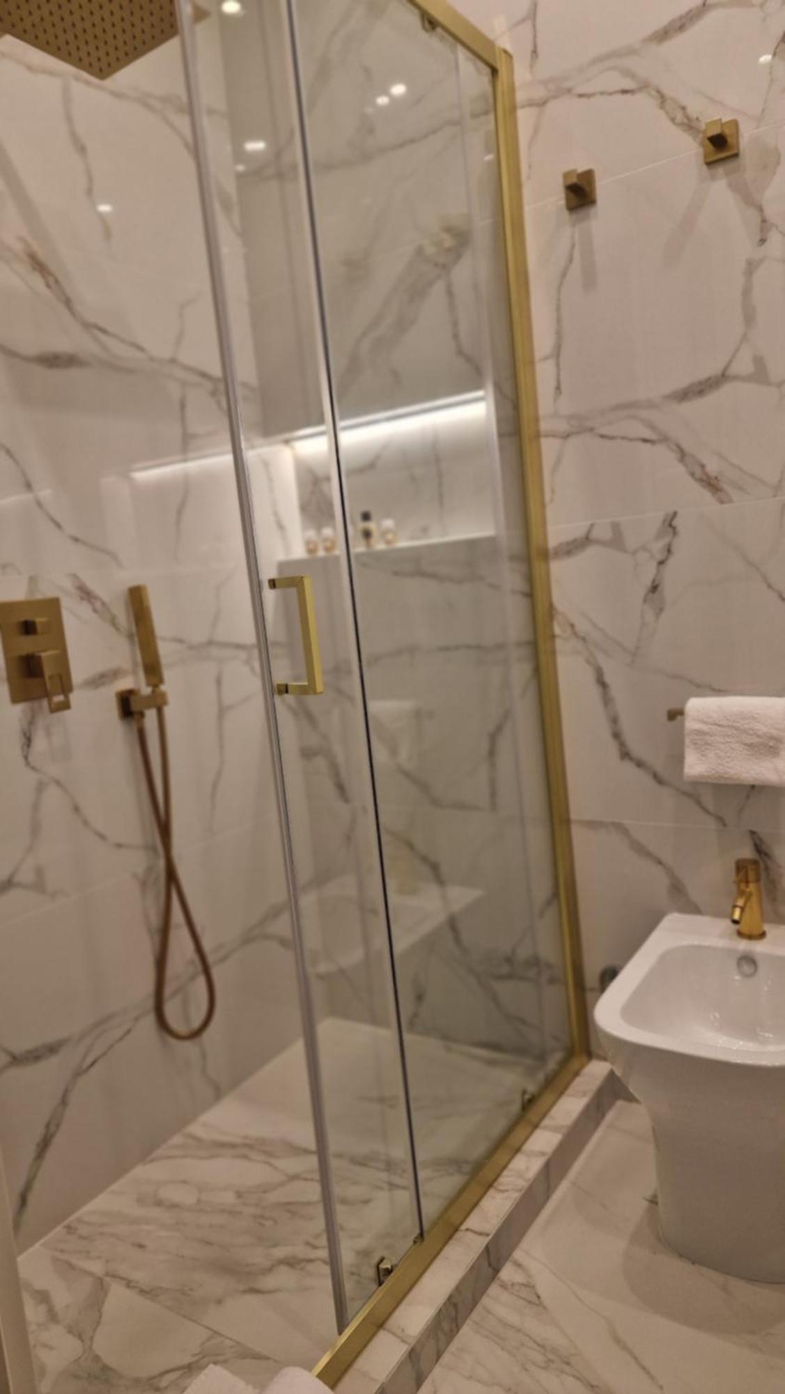 Living 2* Roma