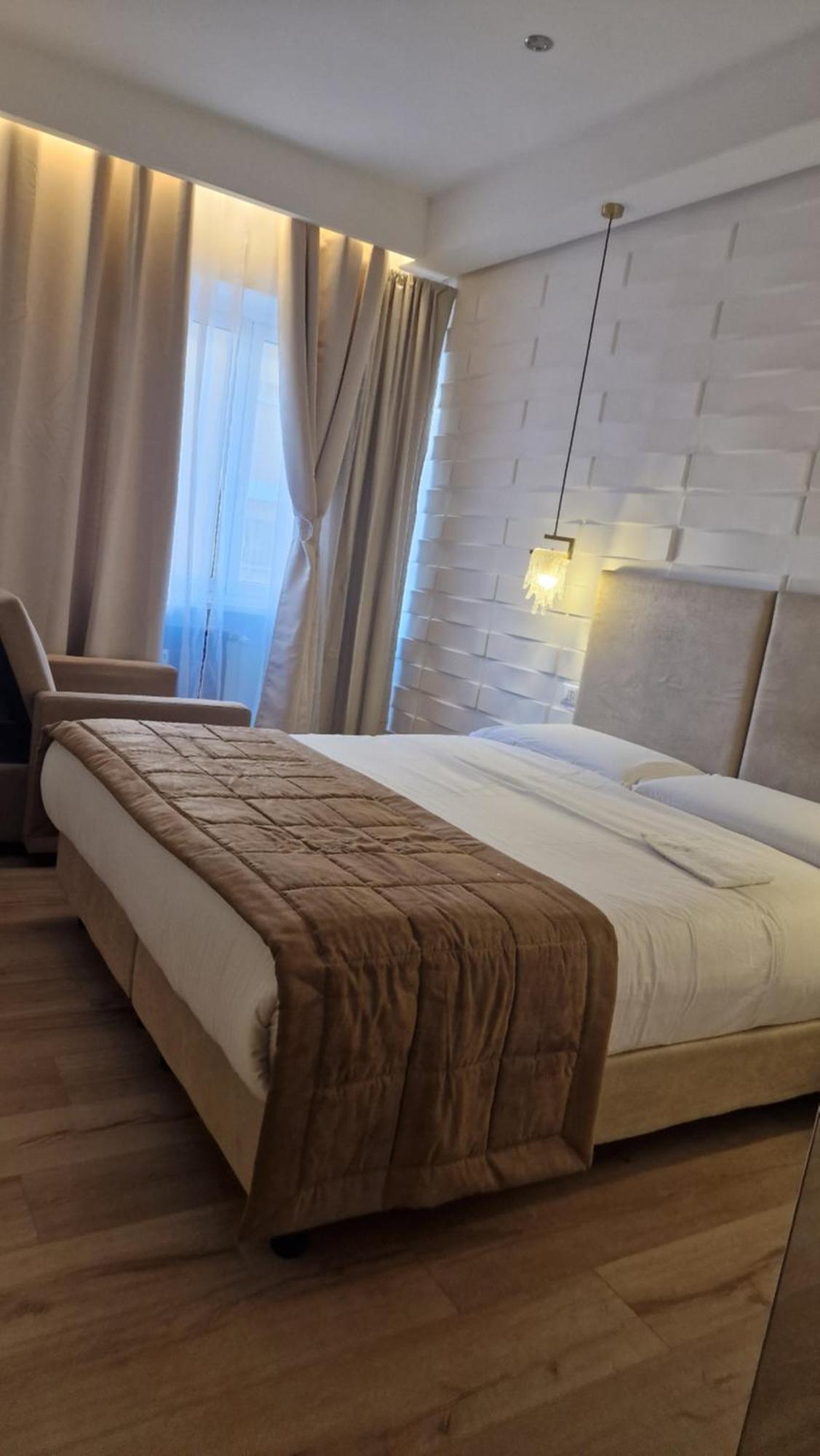 Bed and breakfast Living 2*