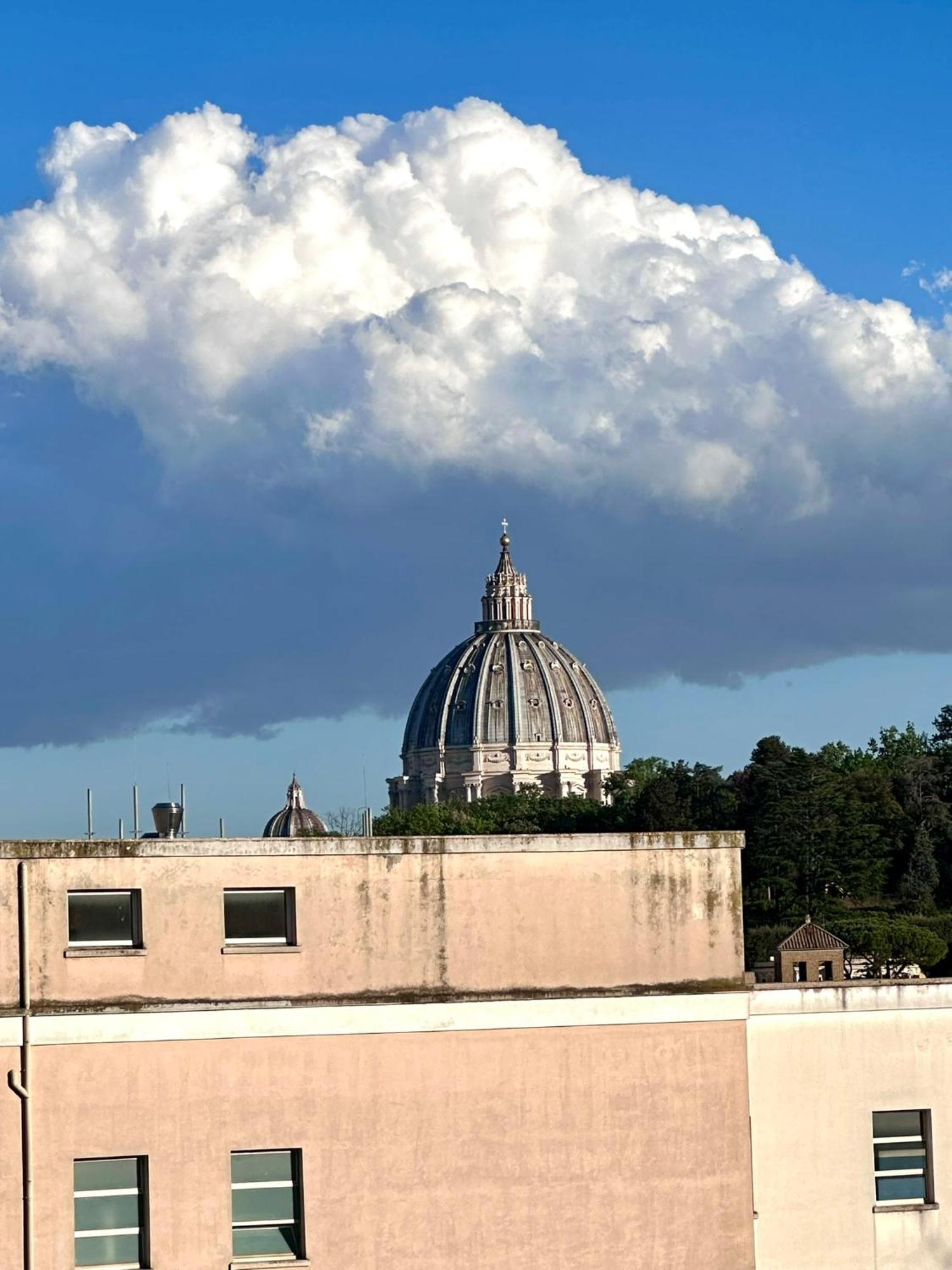 Jef Vaticano, Roma