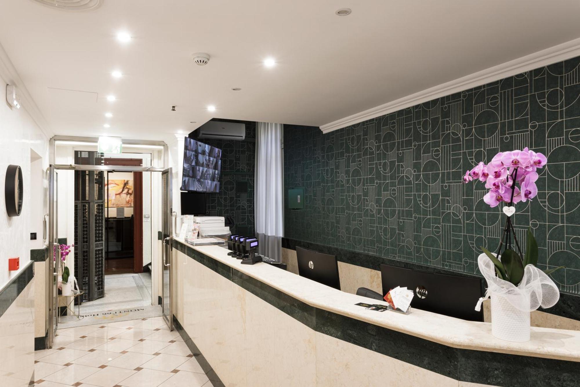 Esposizione Boutique Rom