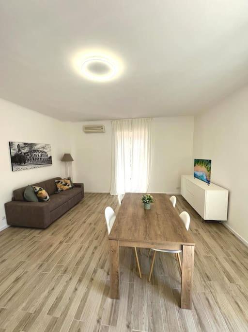 Apartment Delizioso A 5 Minuti Dalla Metro A Rome