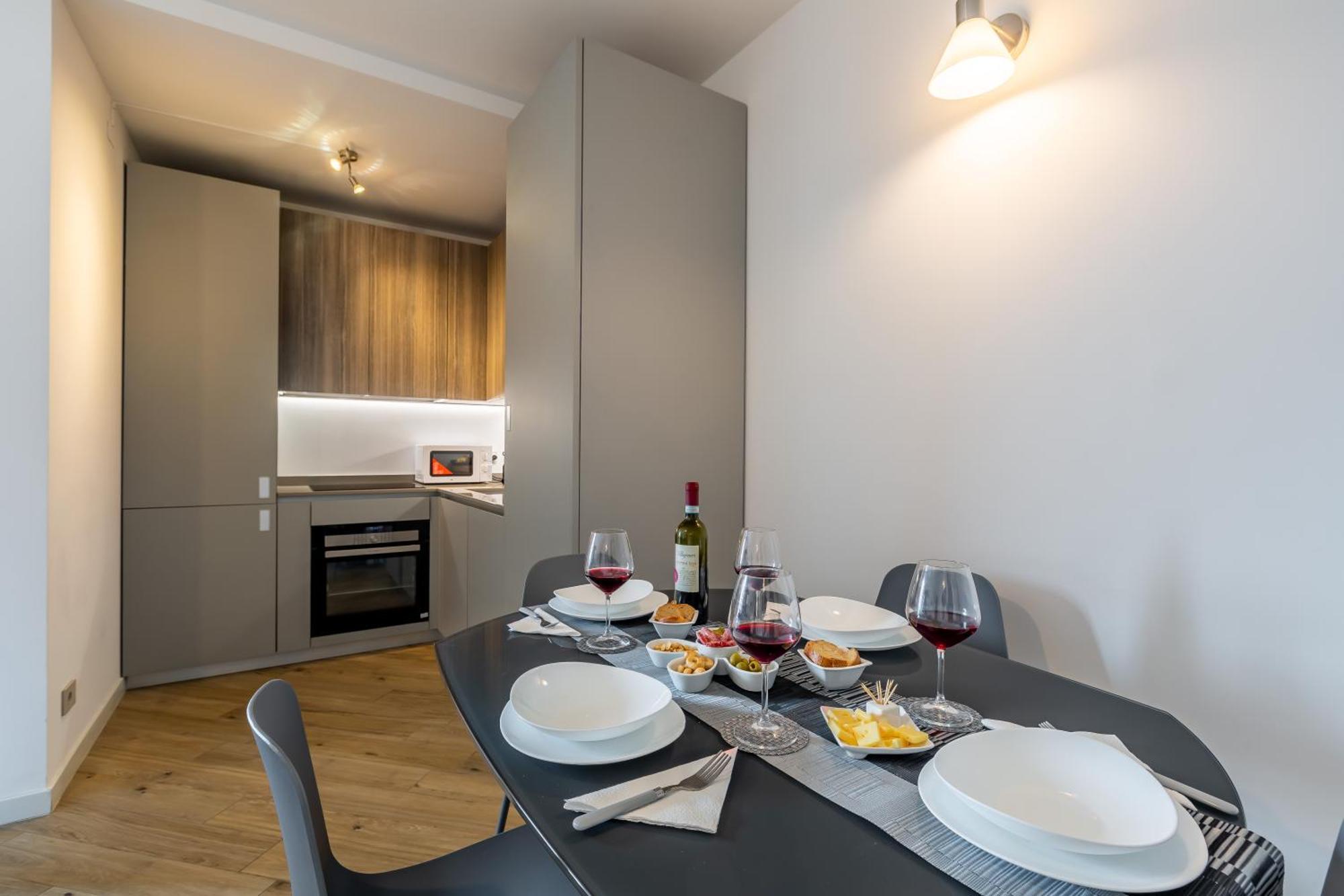 Aurealiving - Trastevere With Rooftop & Gym, Your Place In Apartamento *