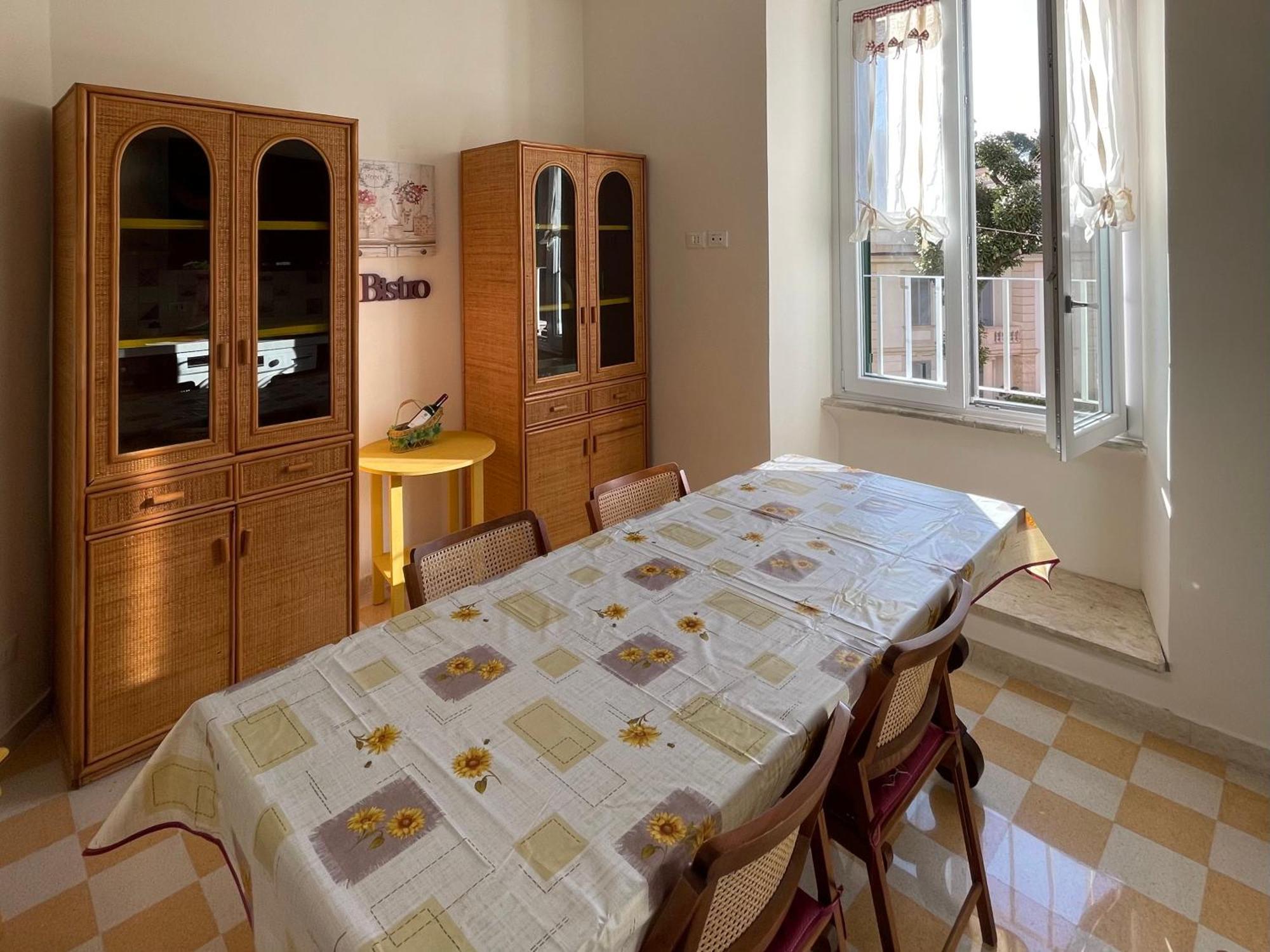 Domus Claudia San Giovanni Apartamento *