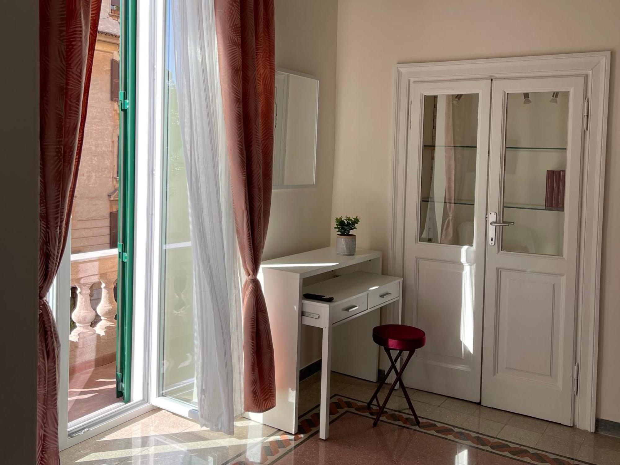 Apartamento Domus Claudia San Giovanni Roma