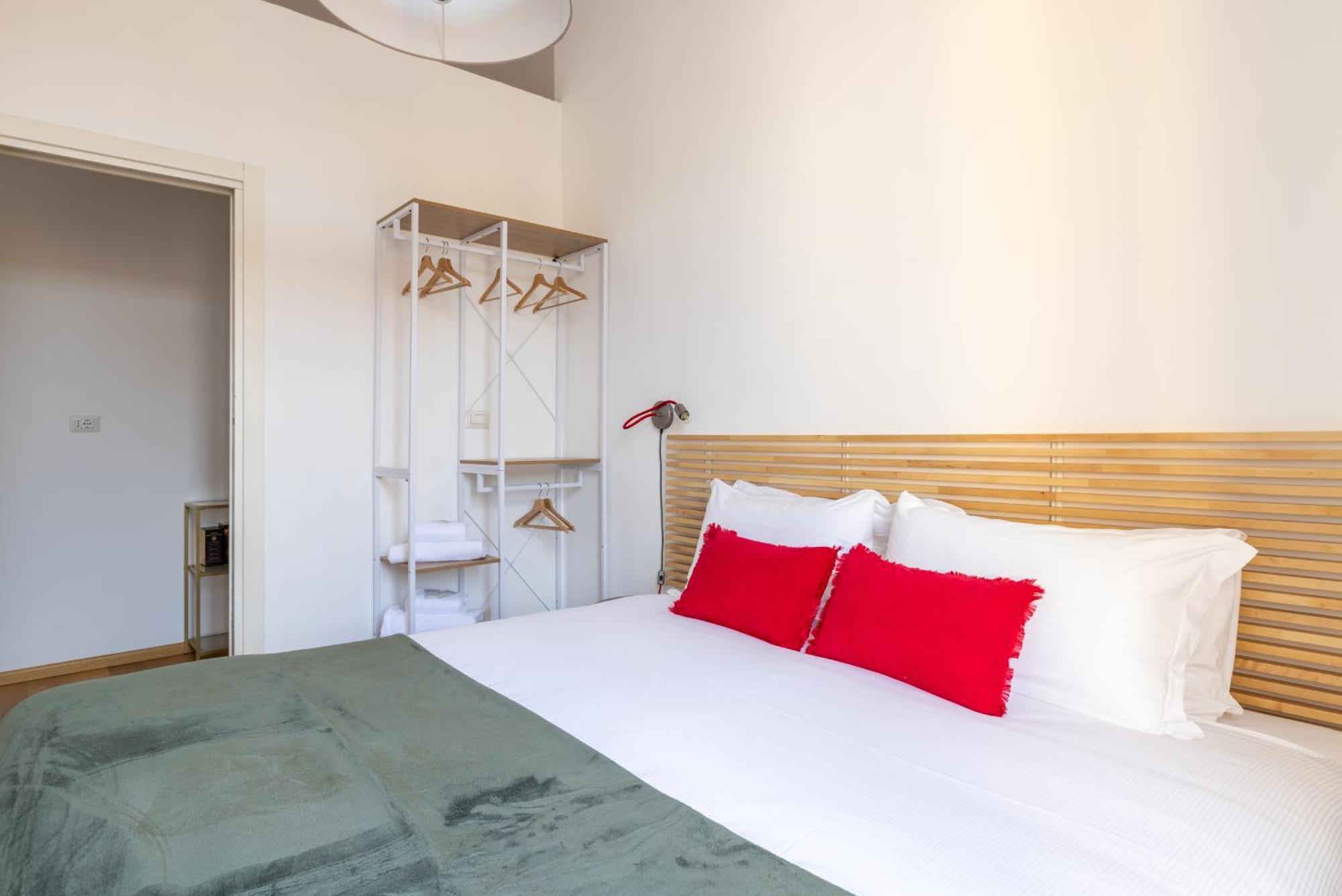 Elegant With Two Bedrooms Appartamento *