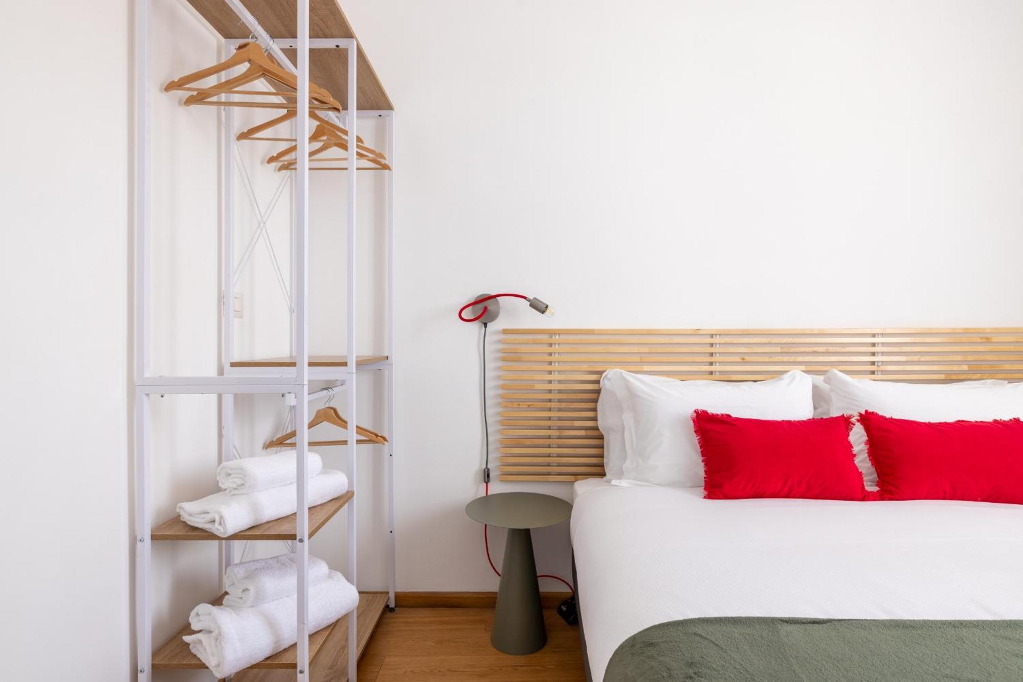 Elegant With Two Bedrooms Roma