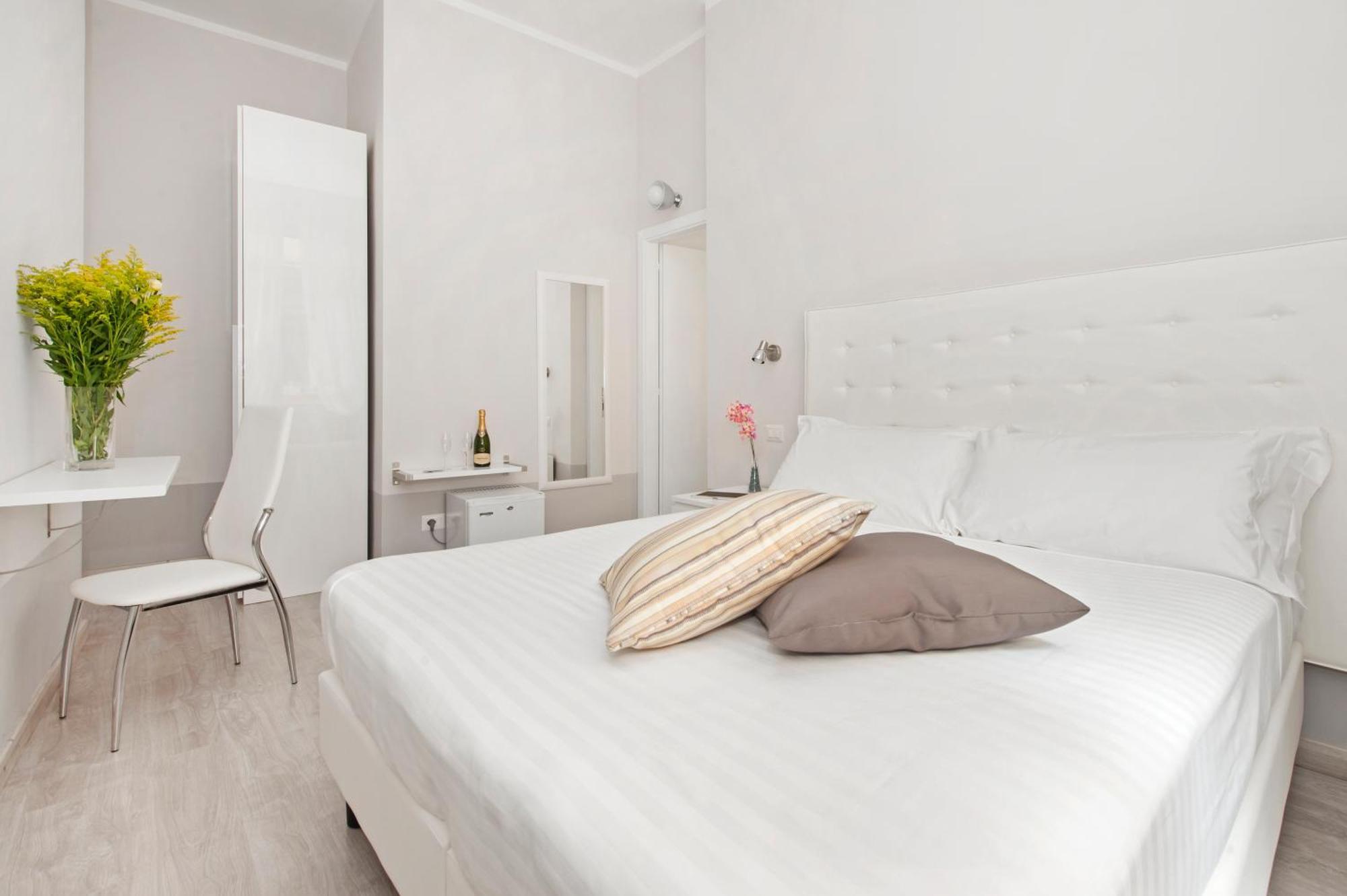 White Colosseo Bed & Breakfast