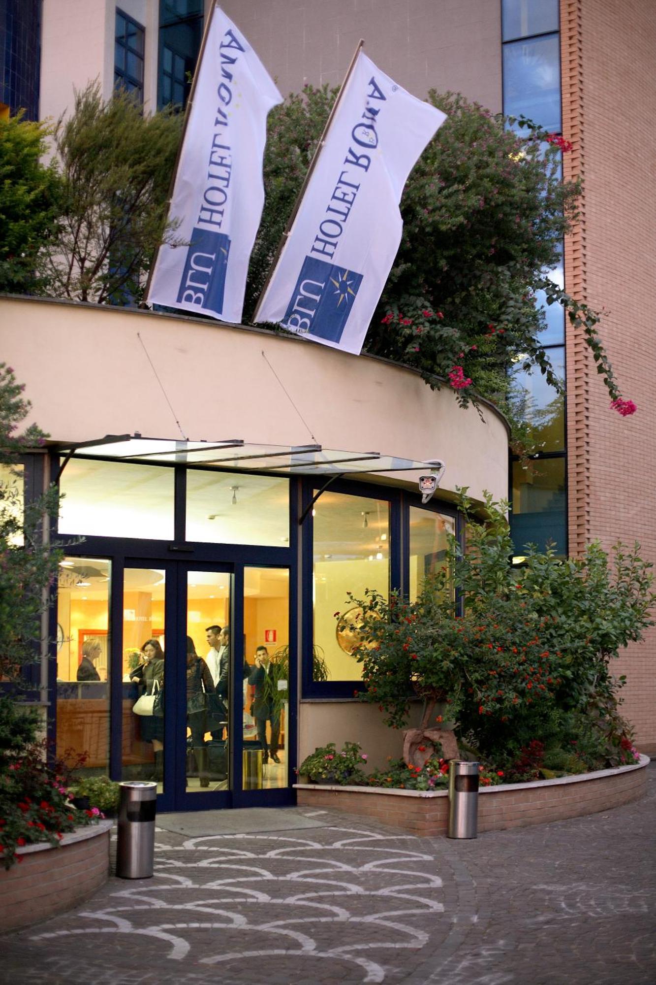 Western Blu Roma