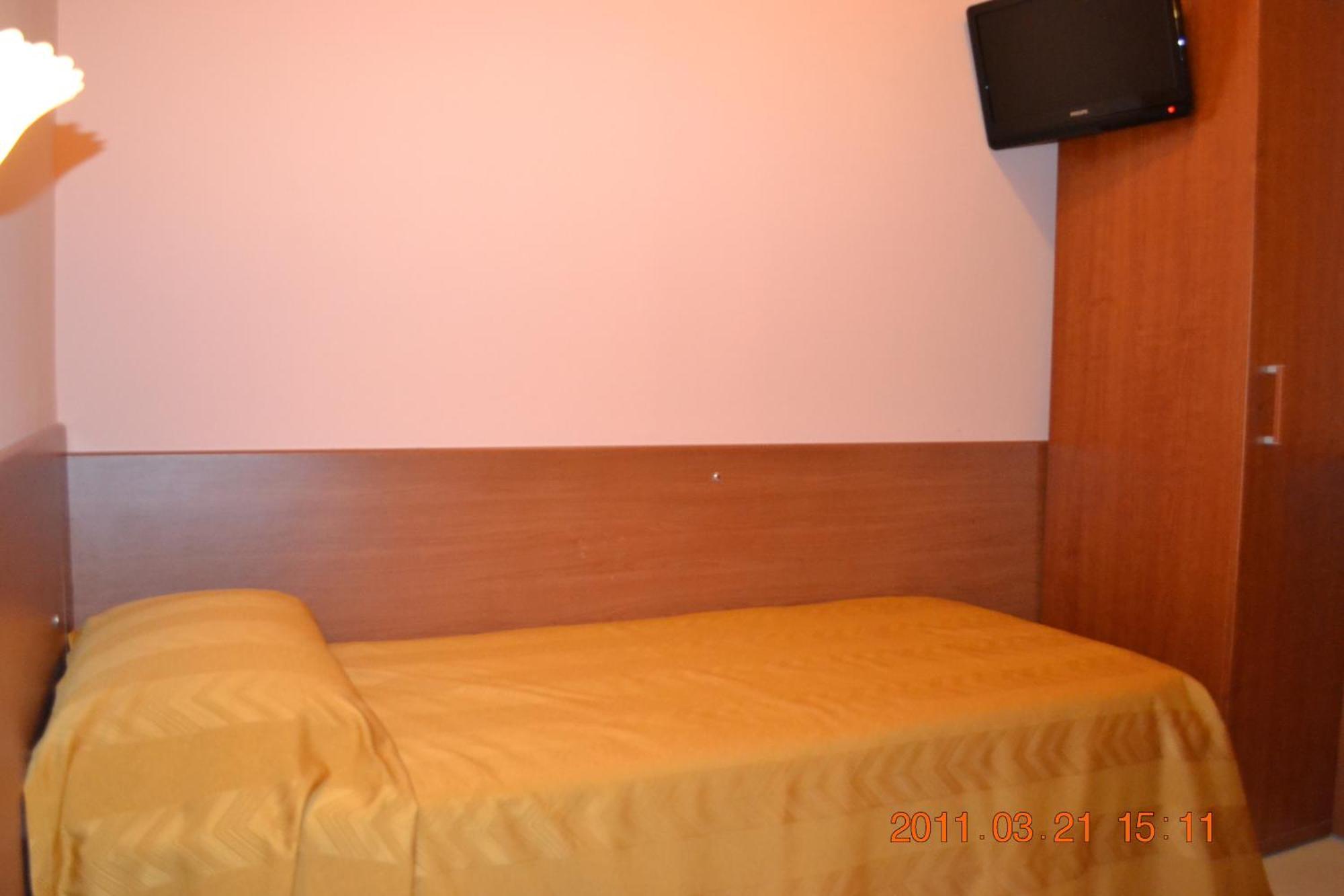 Hotel Everest 2*