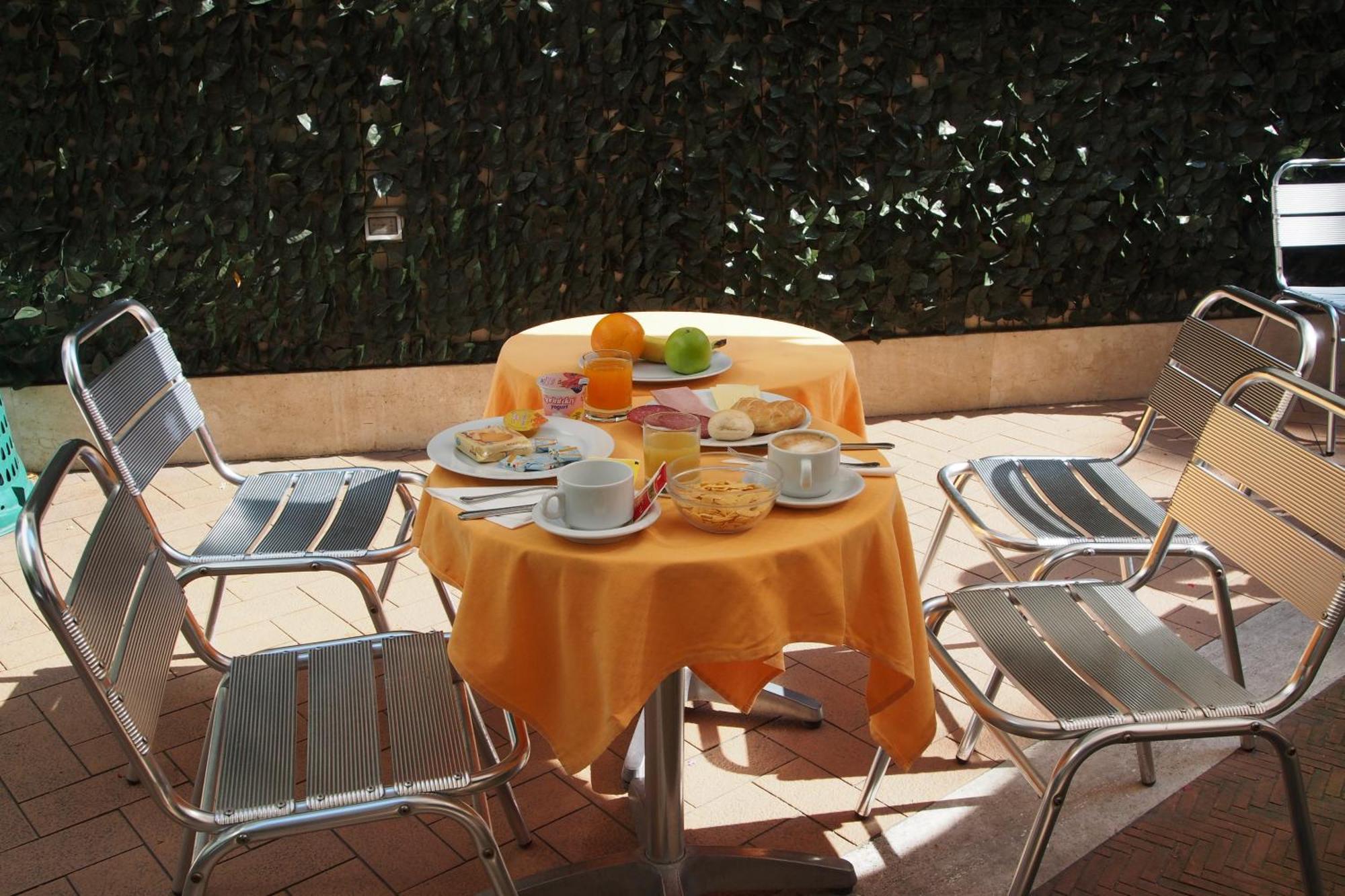 Hotel Osimar 3*