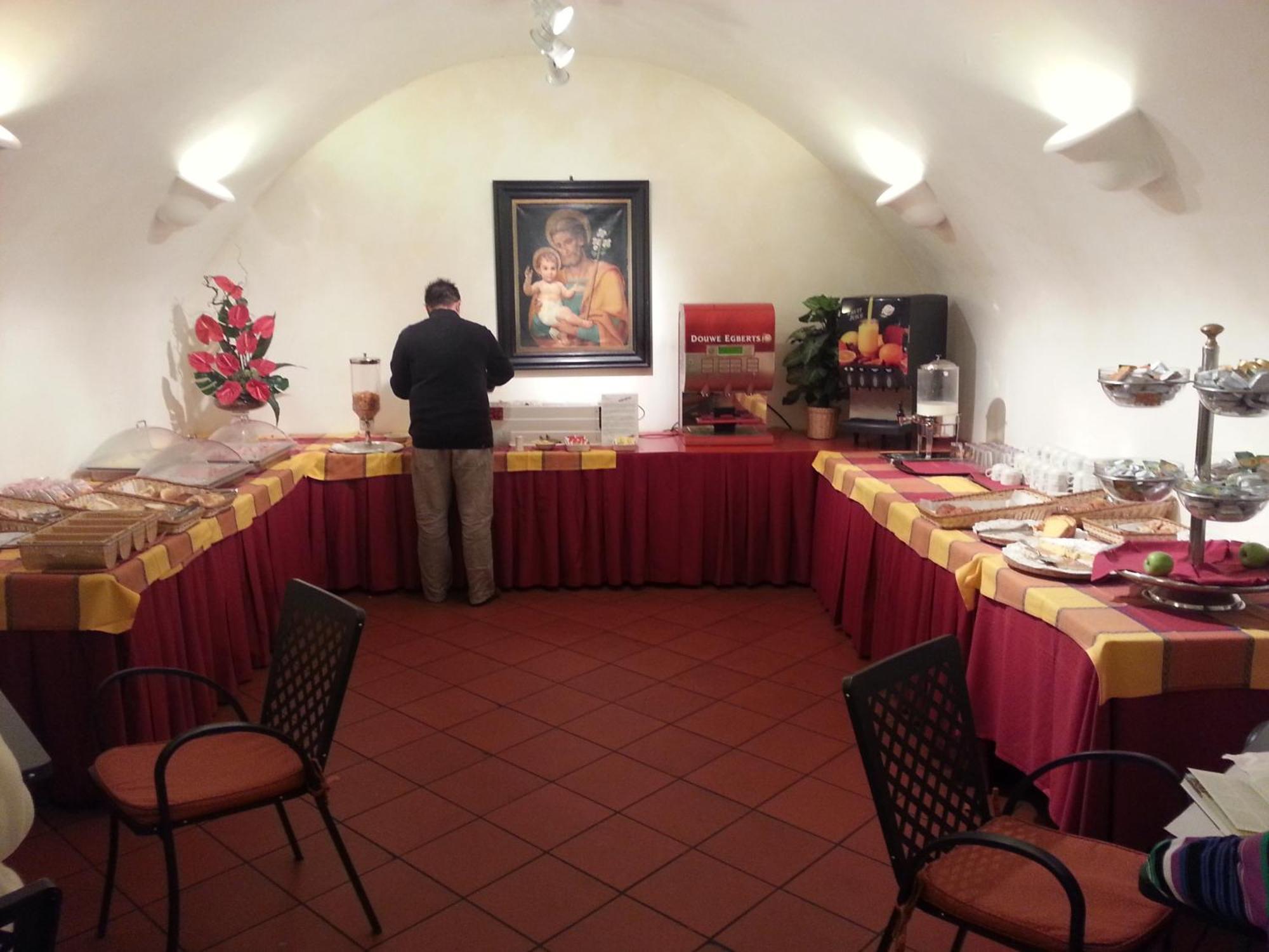 Bed & Breakfast Domus Sessoriana Roma