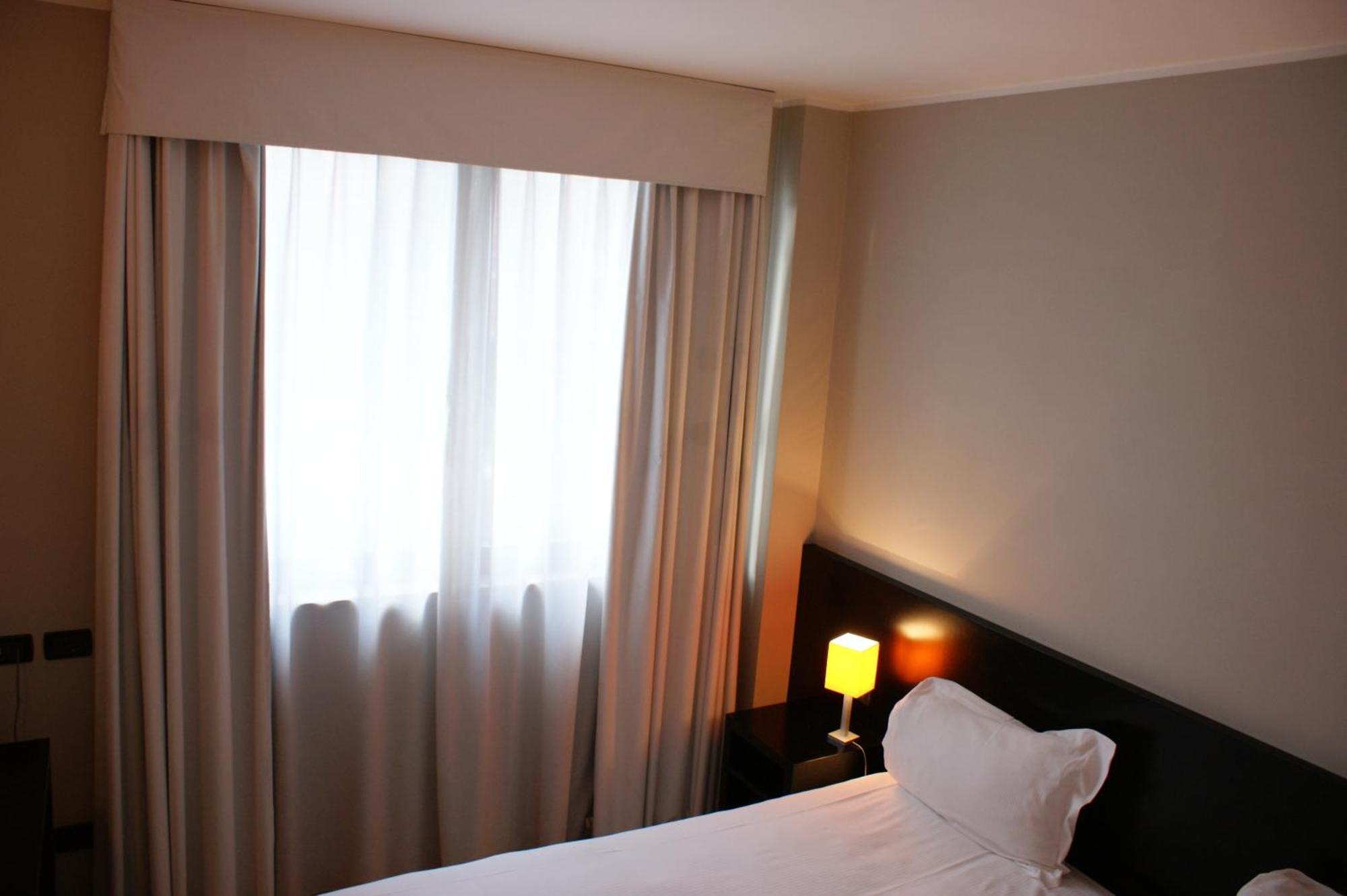 Hotel Aniene 3*