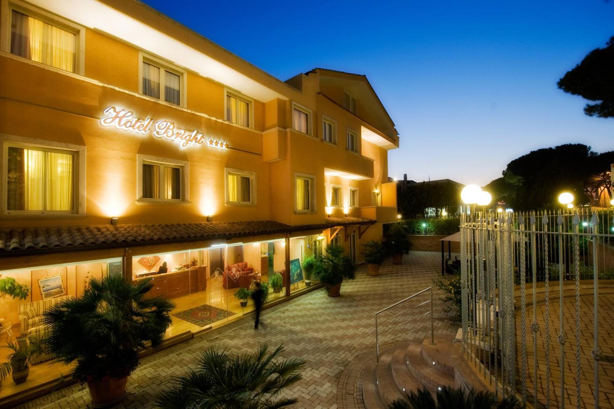 Hotell Bright 3*