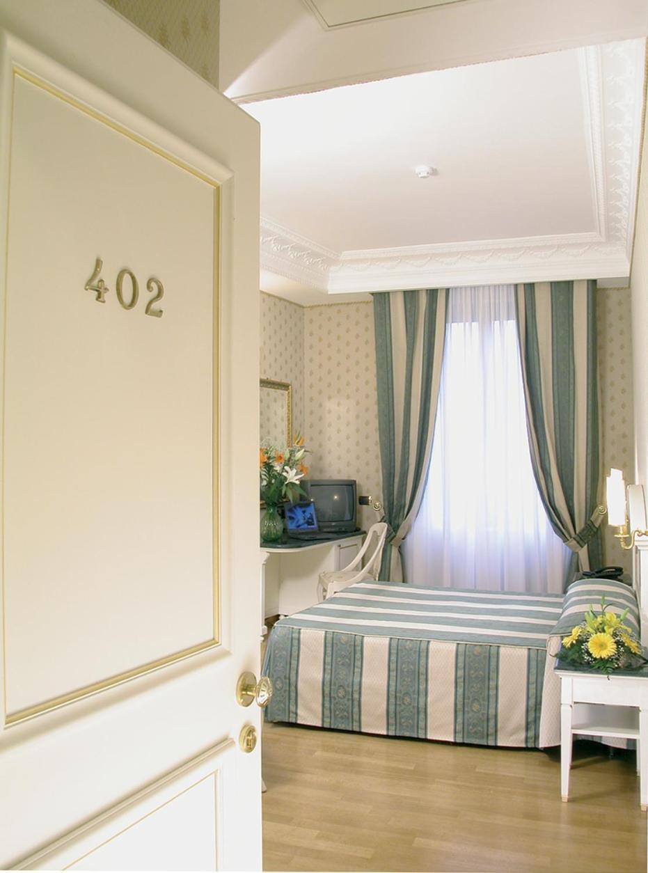 Hotel La Lumiere Di Piazza Di Spagna