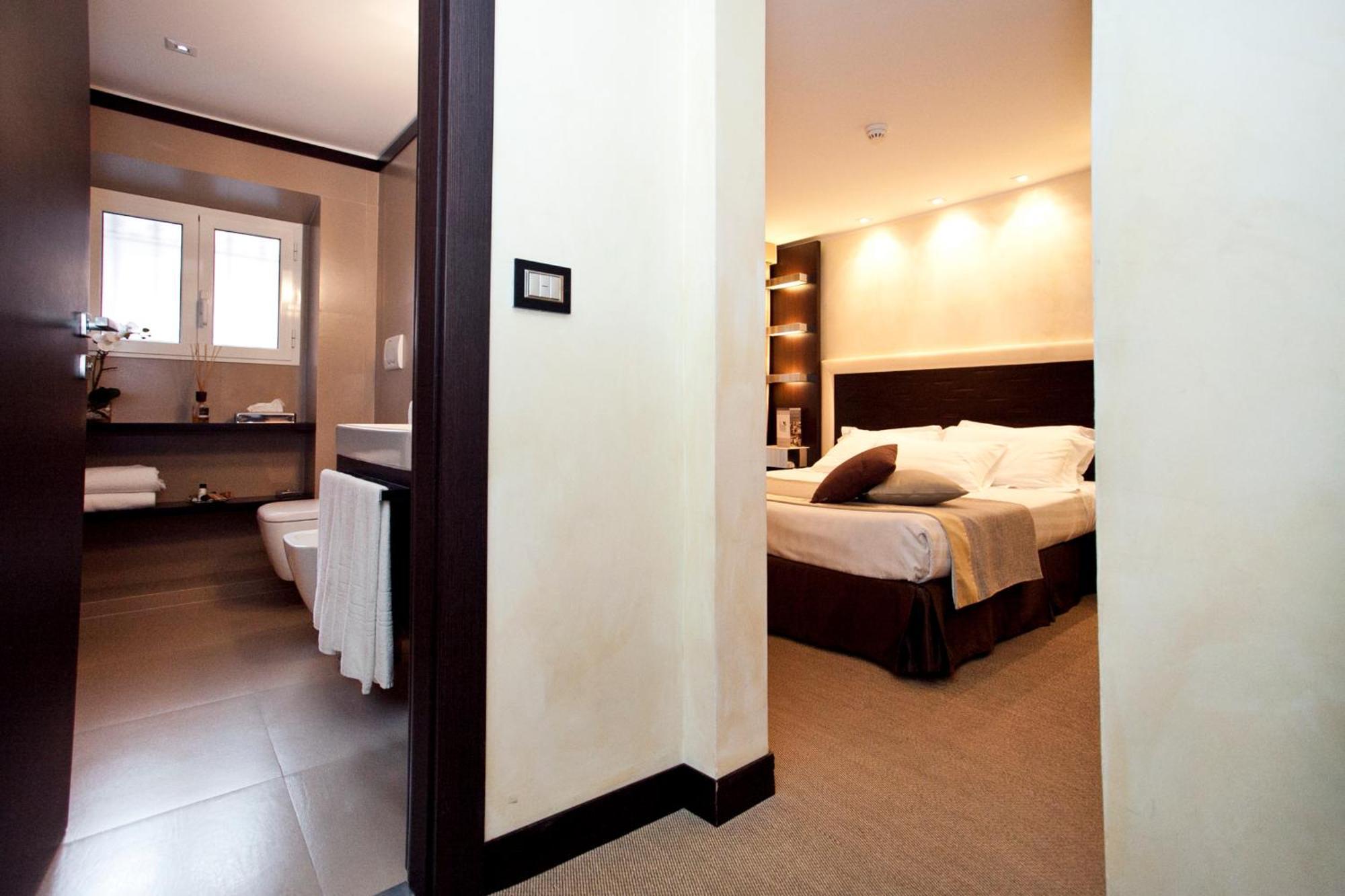 Affittacamere Les Fleurs Luxury House