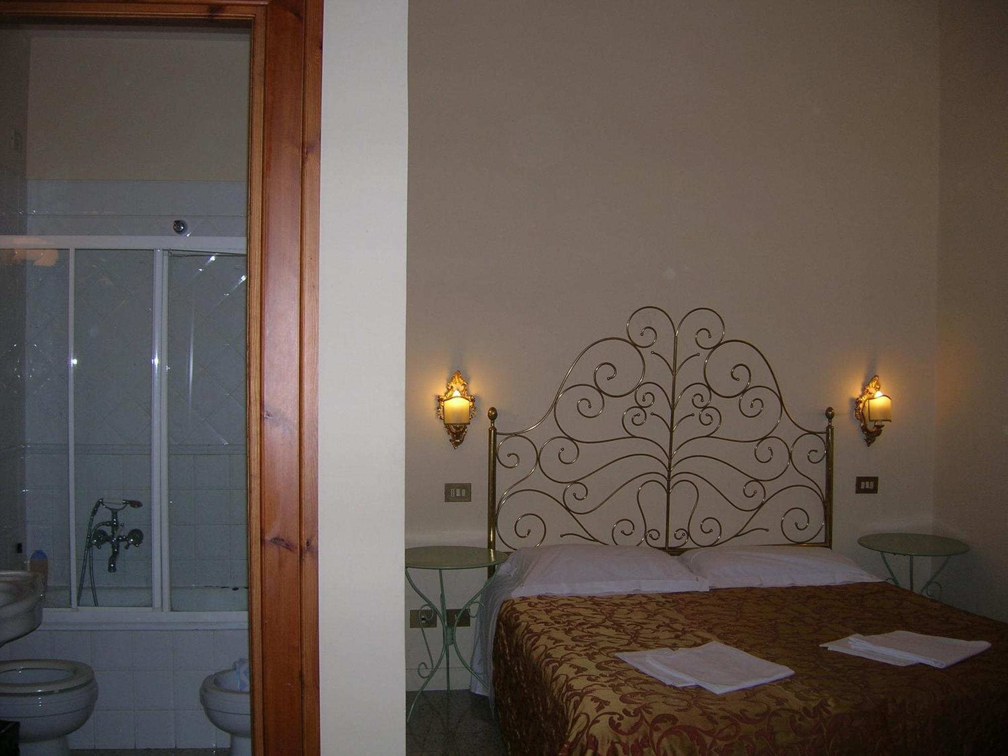 Maison De Marta