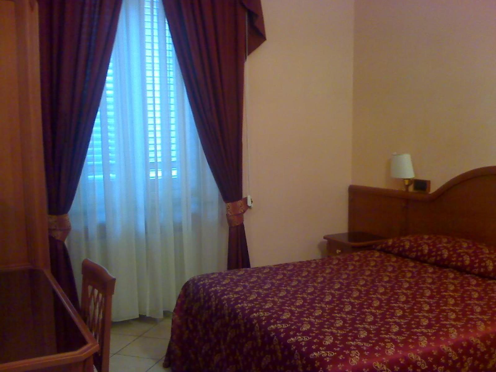 Hotel Sandra