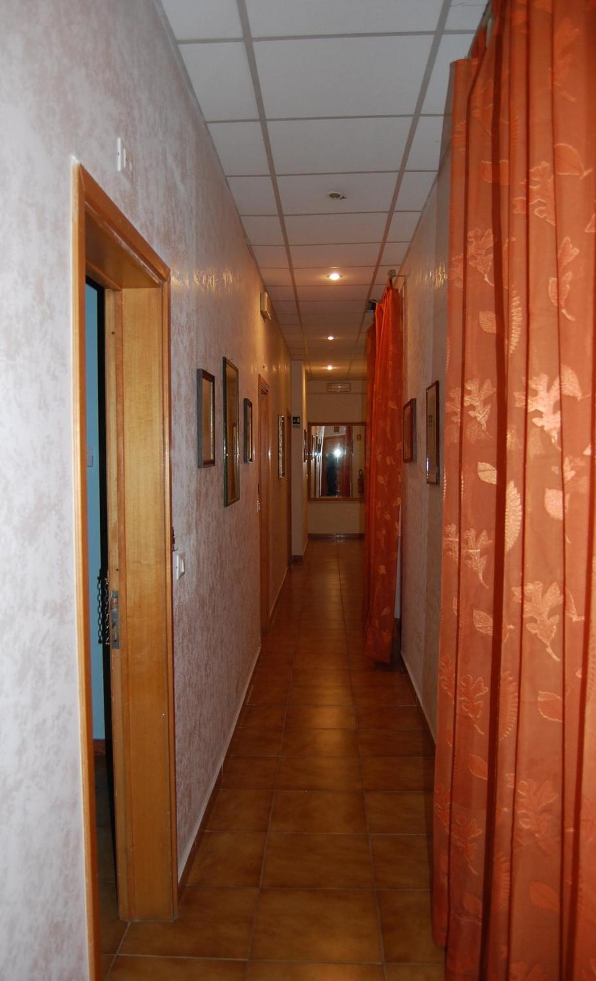 Guest house Casa Cleo 2*