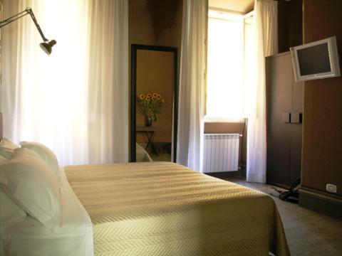 Pensión Relais Palazzo Taverna 3*