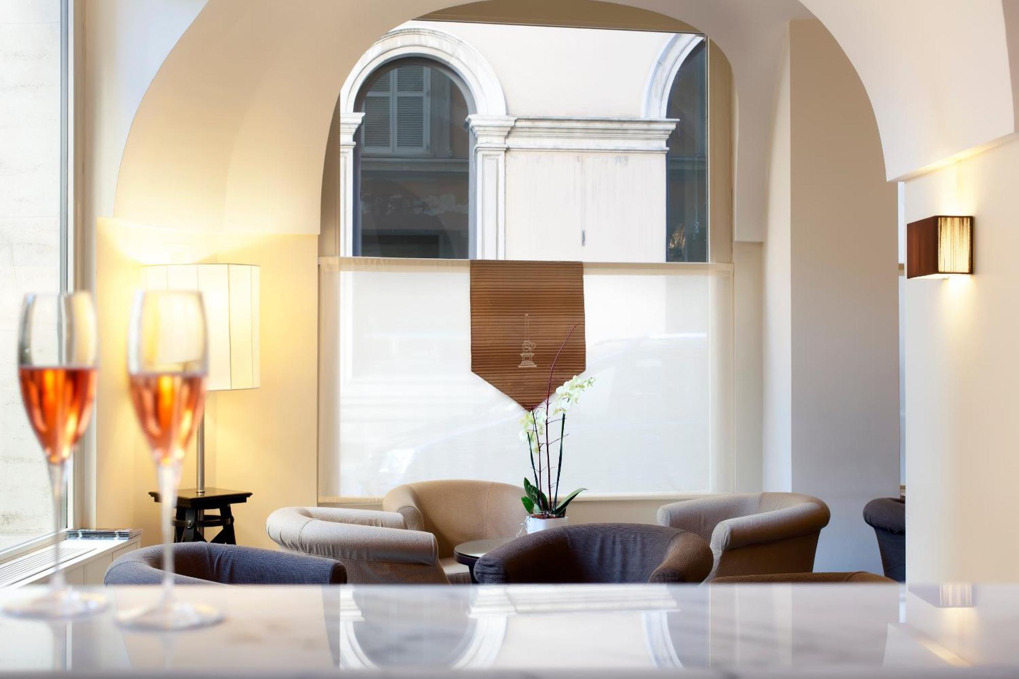 Hotel Santa Chiara 3*