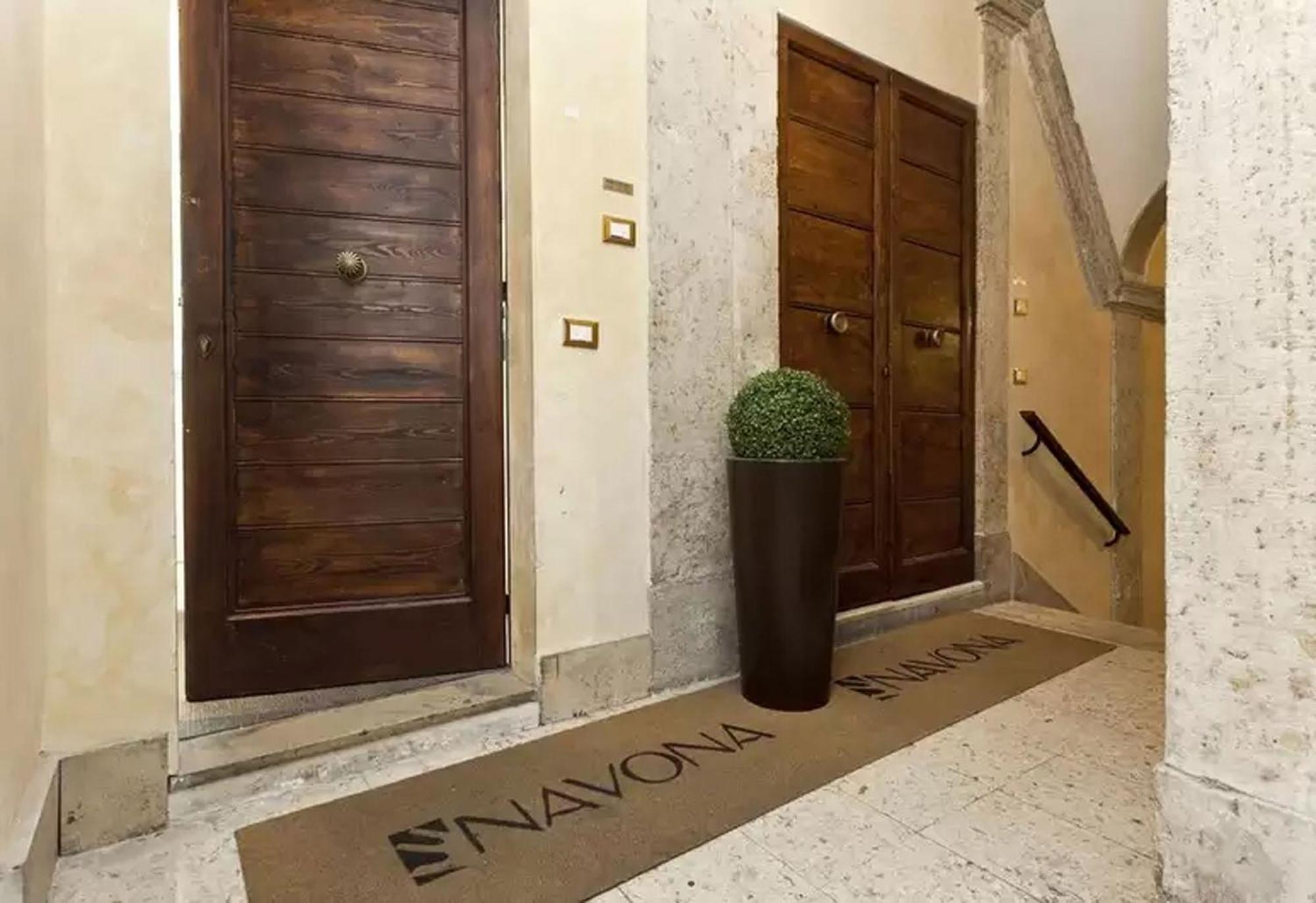 Navona Rom