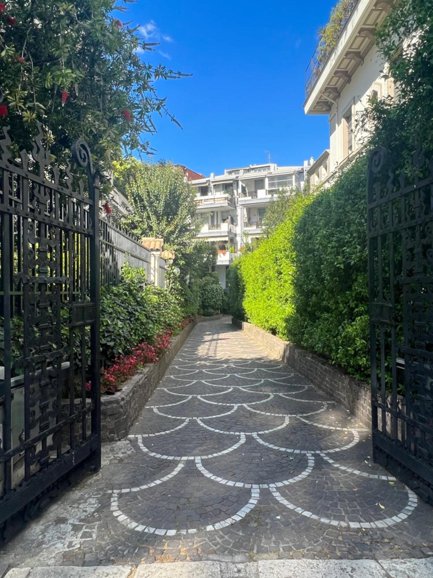 Apartment Borghese Rome