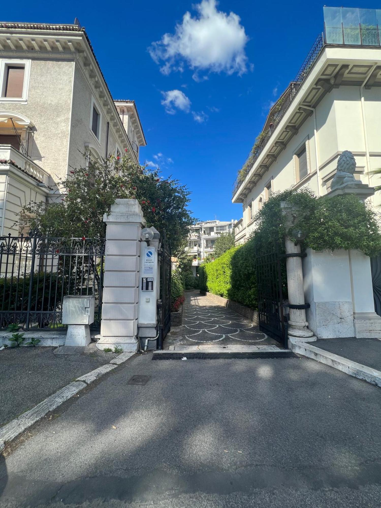 Apartment Borghese *