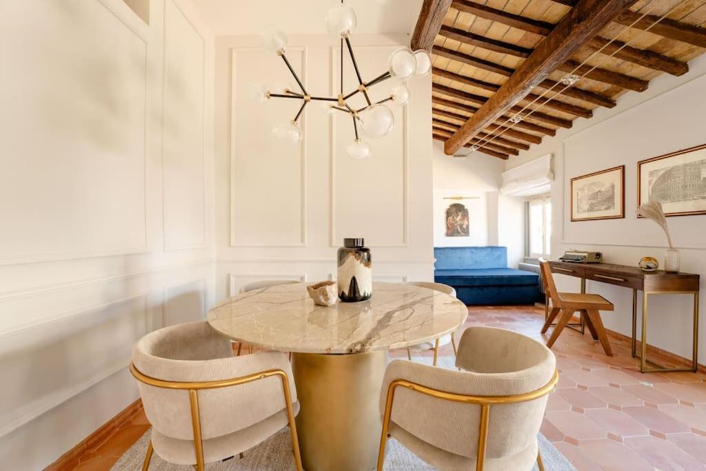 Appartamento Giulia Penthouse - 5 Min Piazza Navona Roma