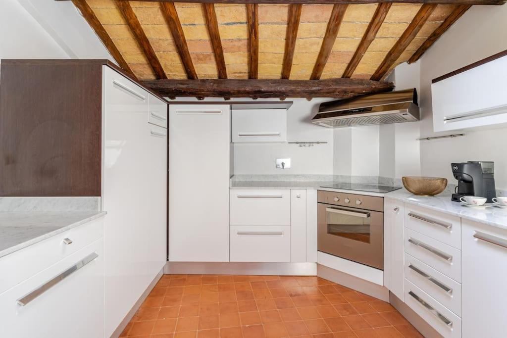 Appartamento Giulia Penthouse - 5 Min Piazza Navona Roma