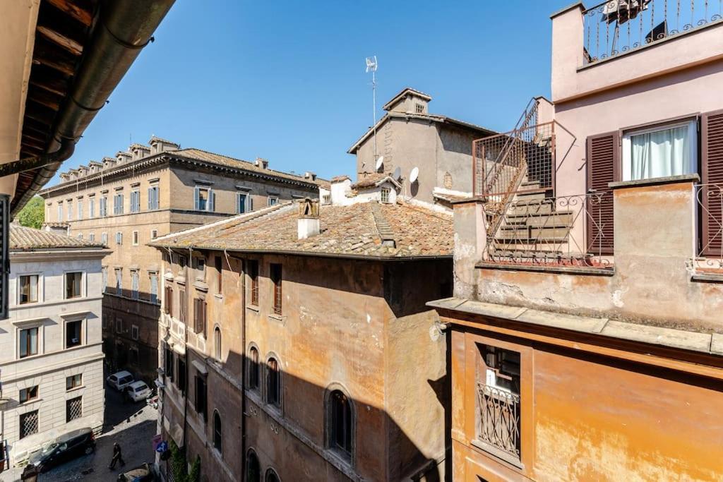 Appartamento Giulia Penthouse - 5 Min Piazza Navona