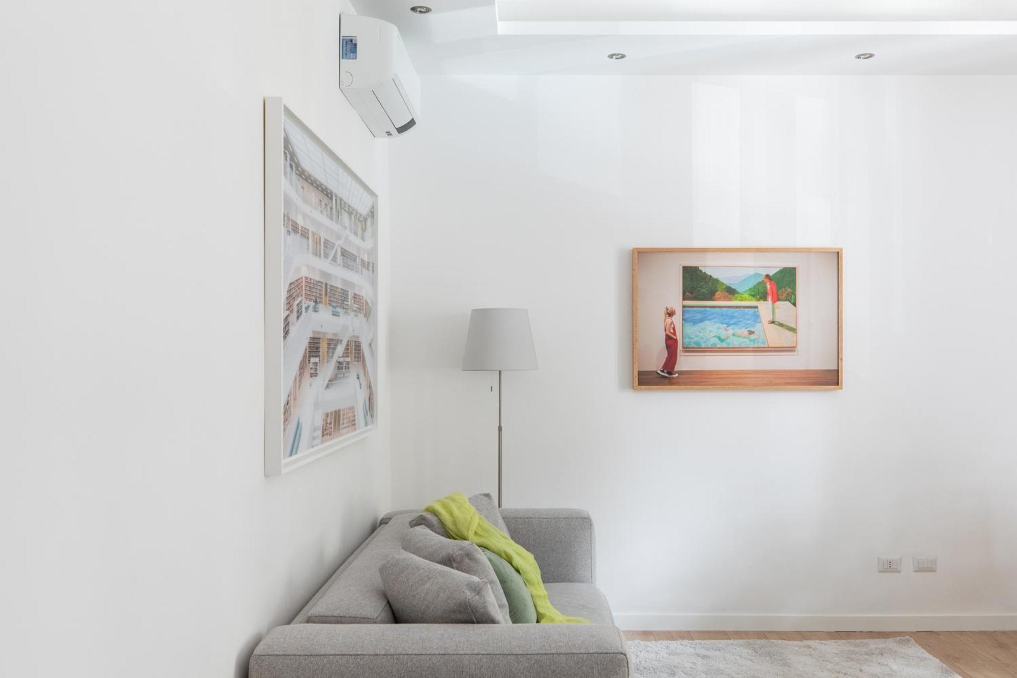 Iflat Vatican 2 Bedroom Design Roma