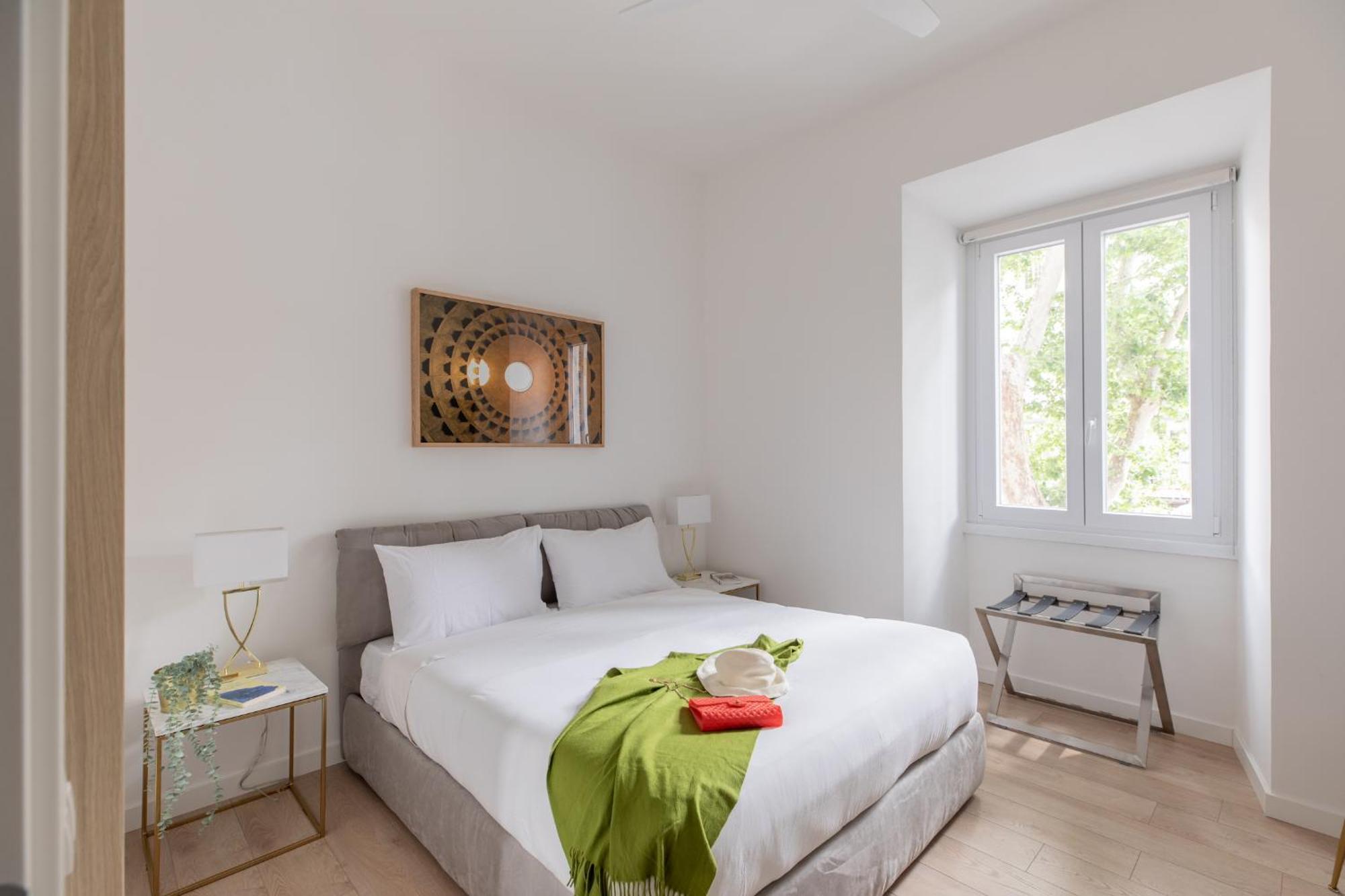Iflat Vatican 2 Bedroom Design Roma