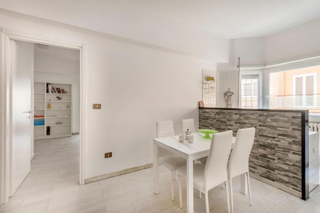 Holiday Cava Aurelia Roma
