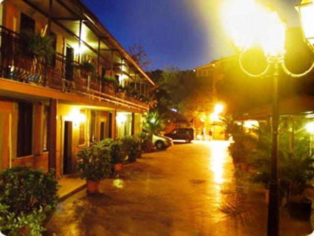 Hotel La Del Borgo Roma
