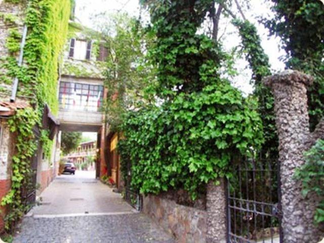 La Del Borgo 2*