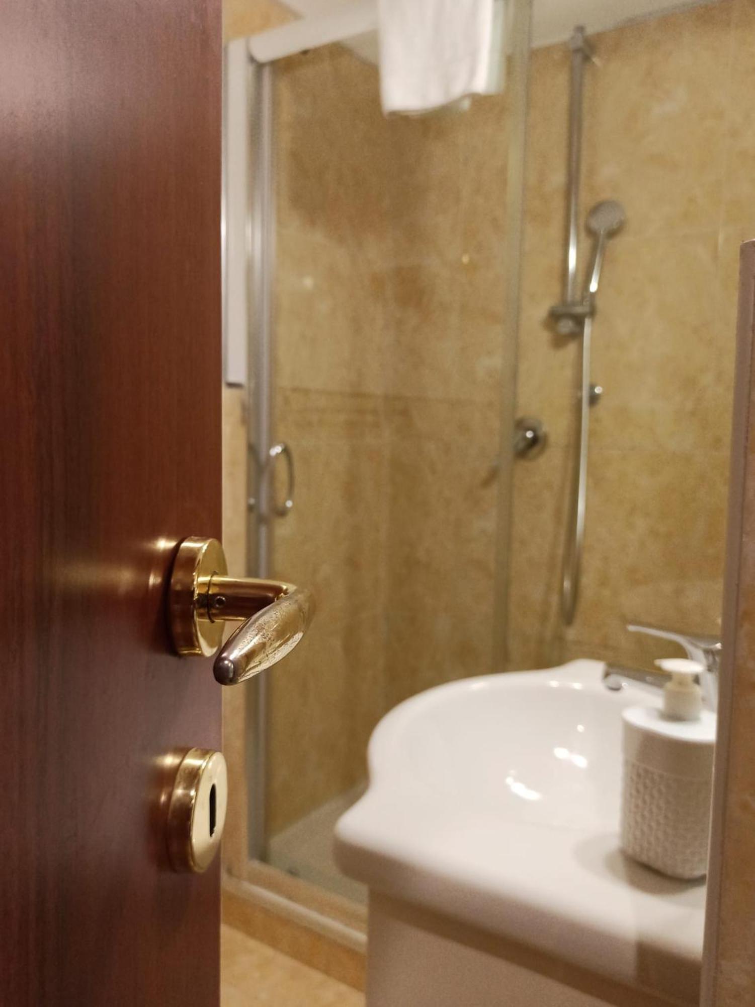 Domina Popolo Bed & Breakfast *