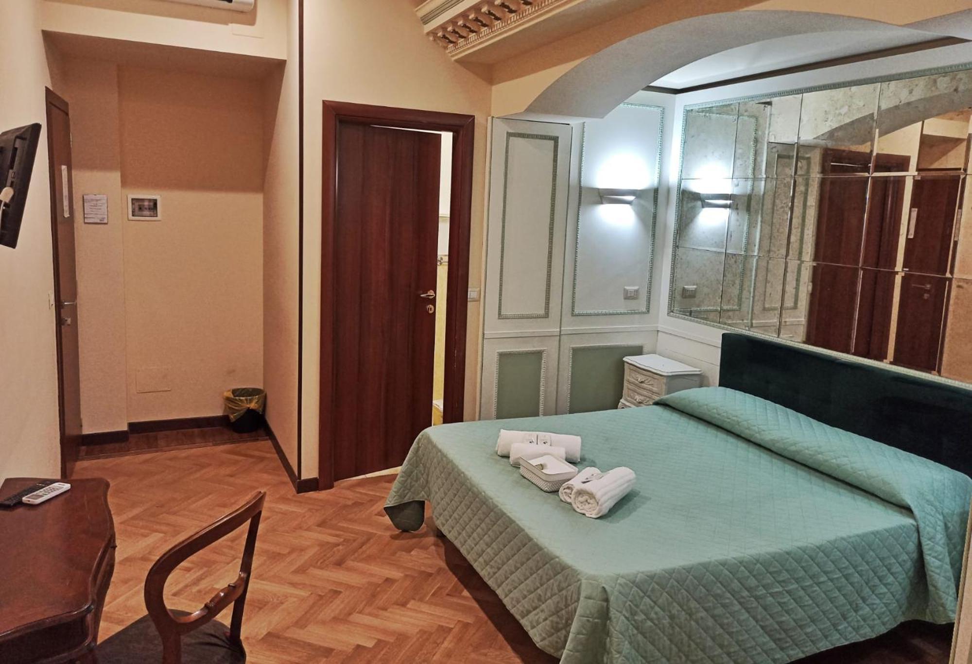 Domina Popolo Rome