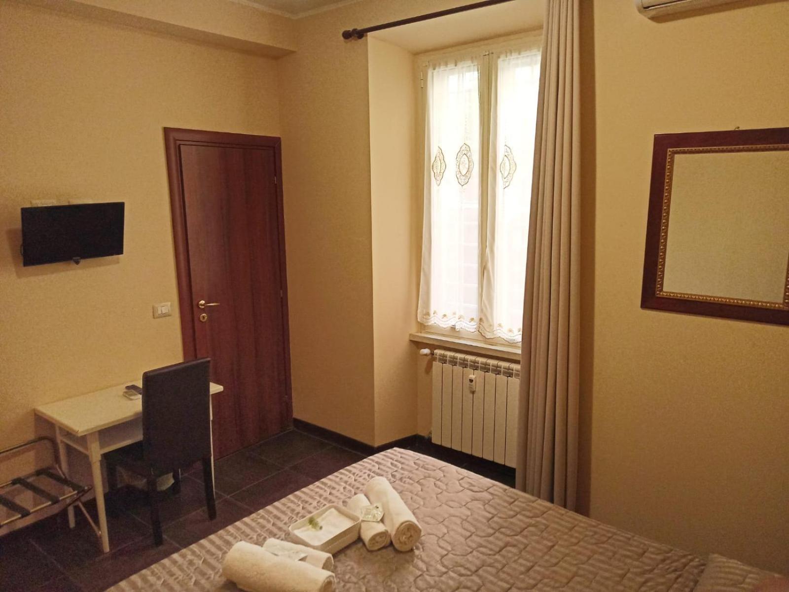 Domina Popolo * Rome