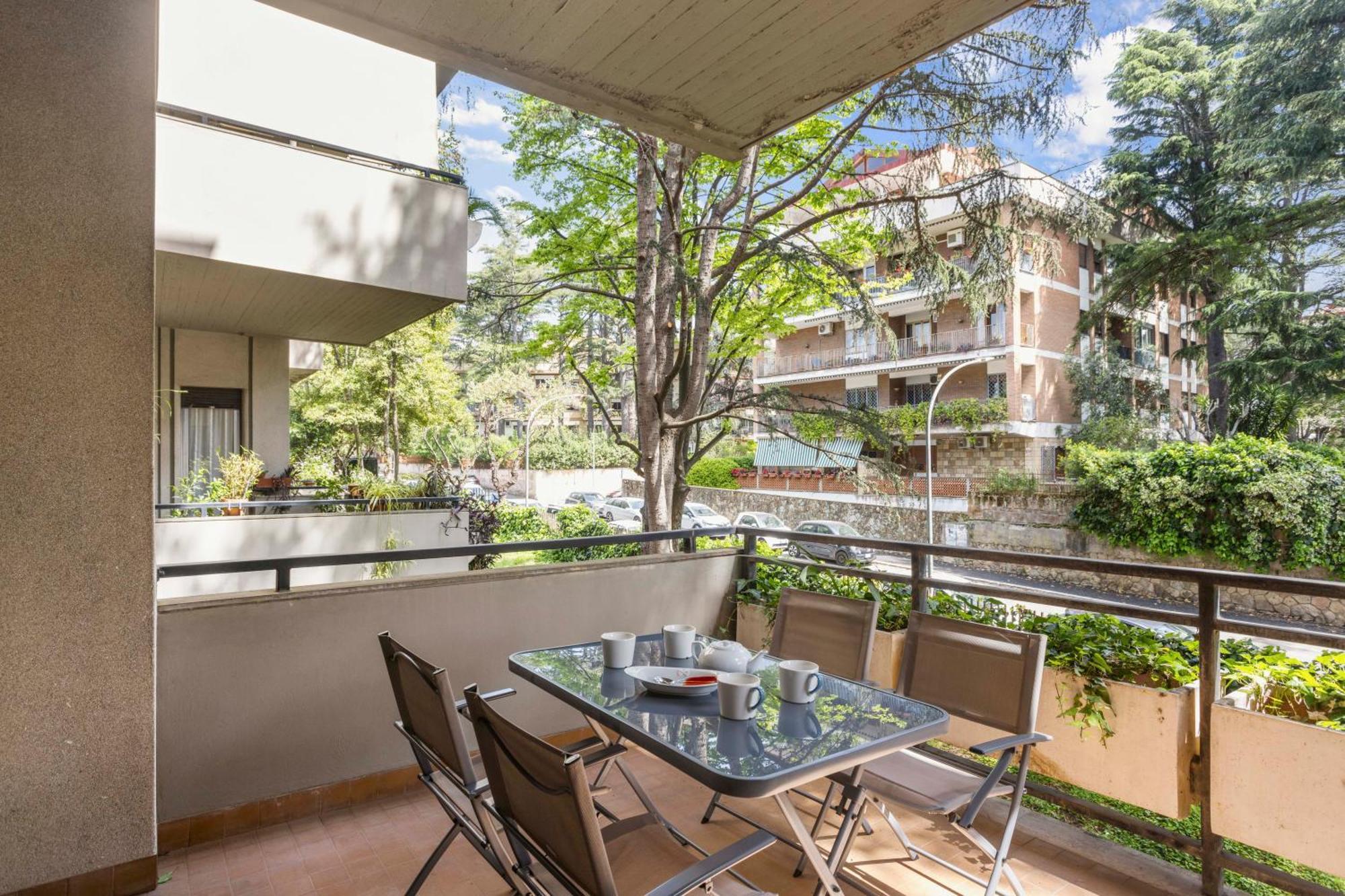 Terrace In Balduina - Near St Peter Roma