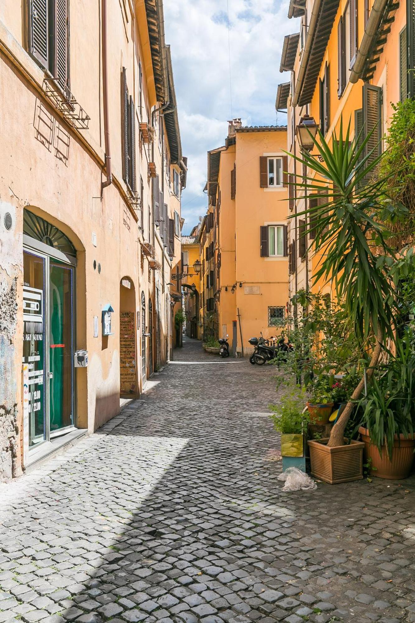 R.c. Cappellari Charming Campo De Fiori Rome