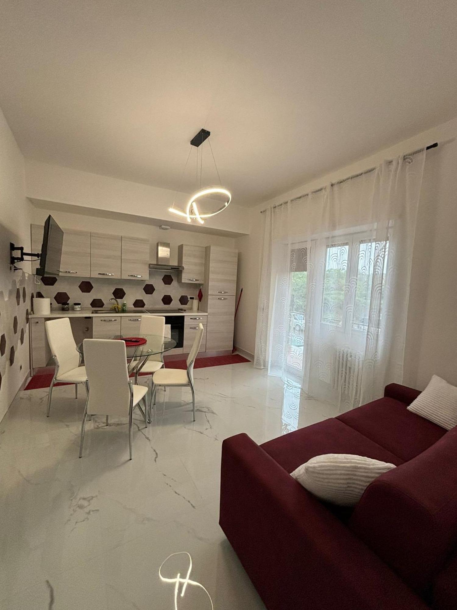 Tiburtina Flats * Rome