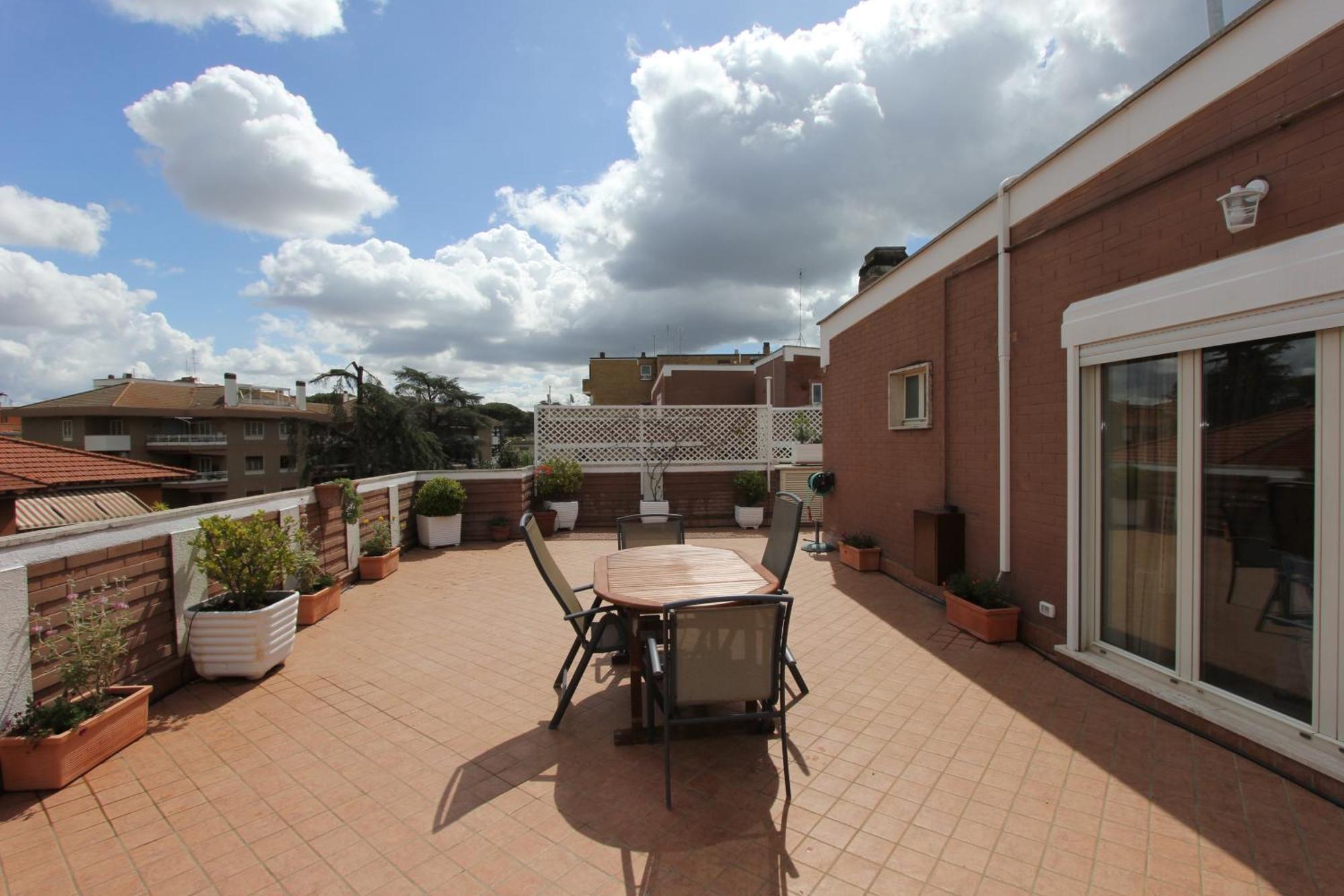 Pironti Flat * Roma