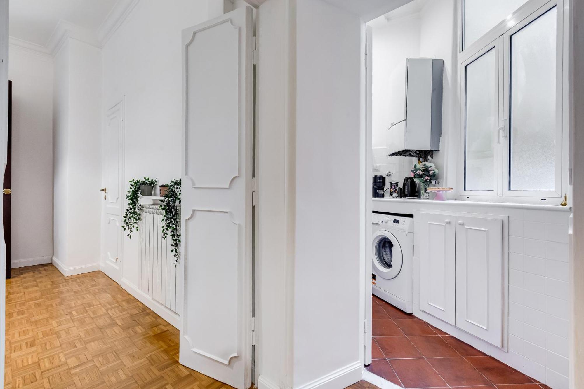 Apartment New Sistina - Your Italian Holidays Rome