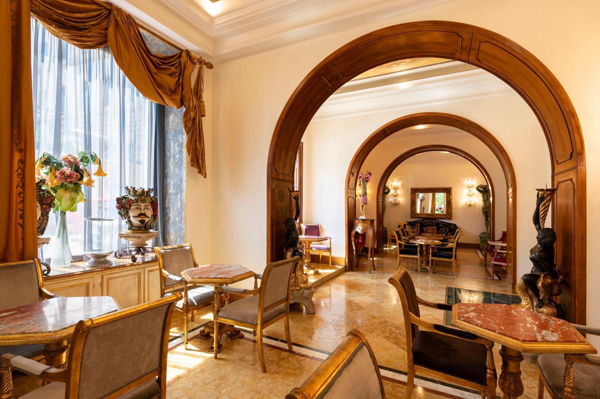 Hotell Romanico Palace Luxury & 4*