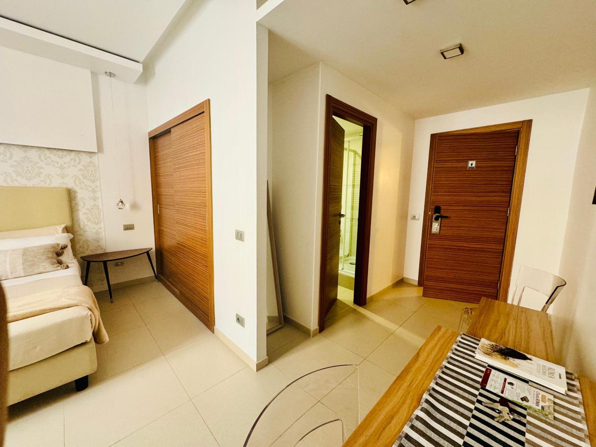 Interno 5