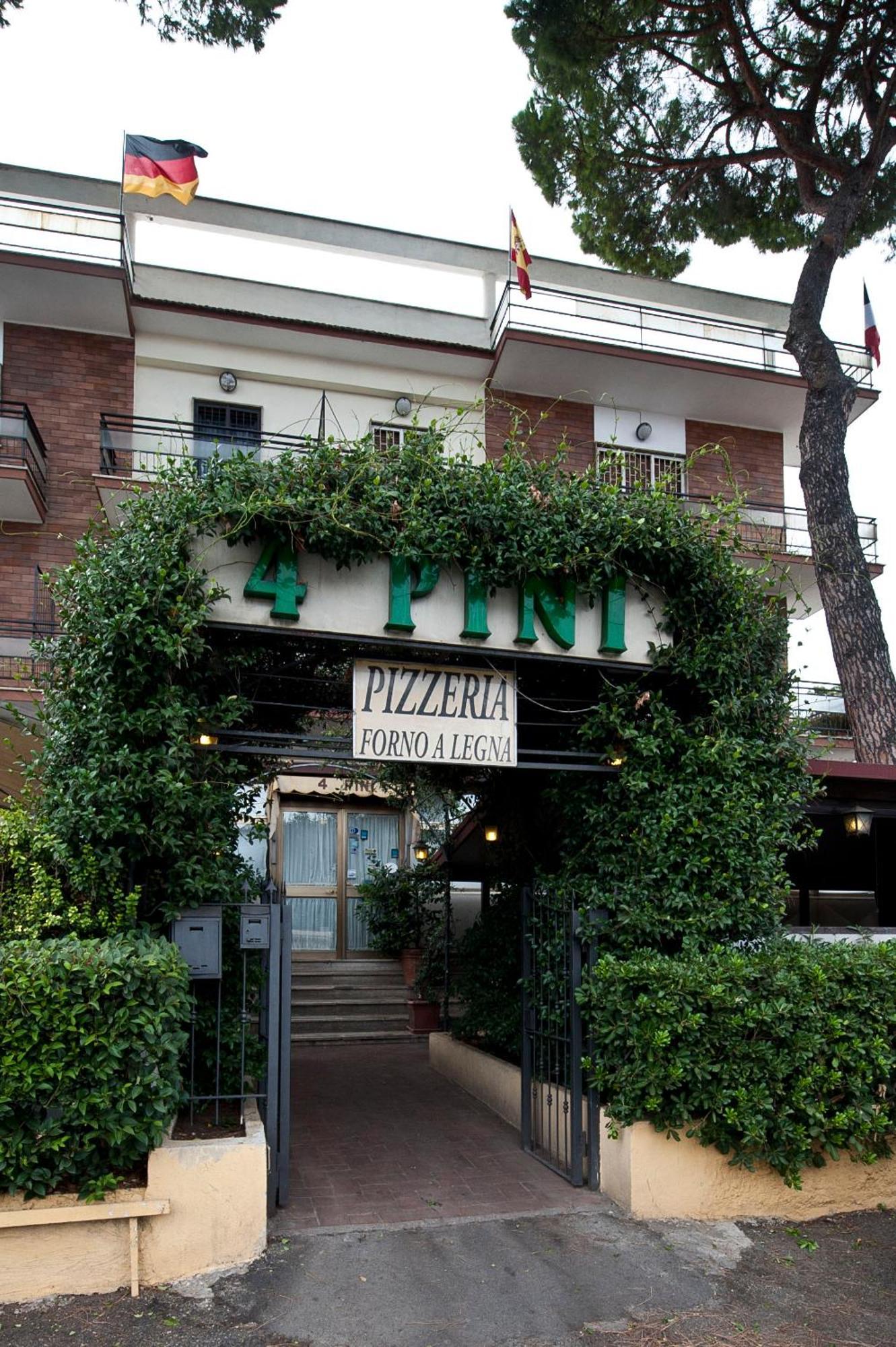 Hotel 4 Pini