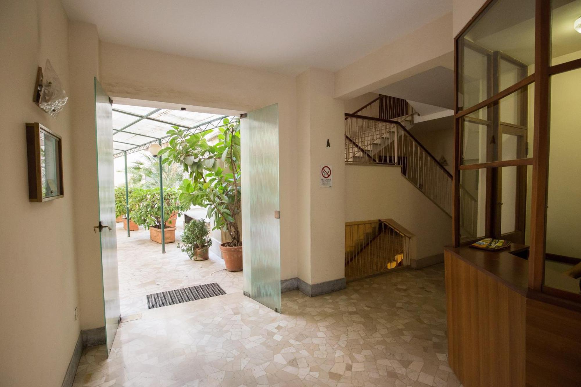 Luxury House Vaticano Affittacamere *