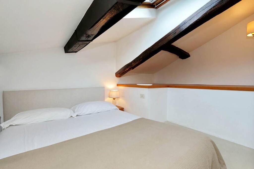 Trastevere Charming Loft | Romeloft *
